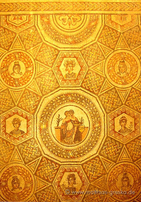 05 Mai.JPG - Villa Casale (Sizilien)